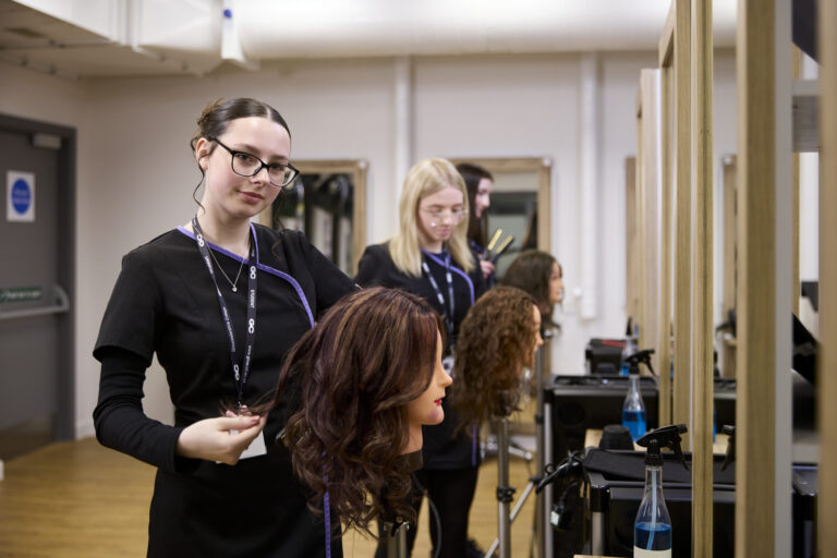 Advanced and Creative Hair Professional Apprenticeship Level 3
